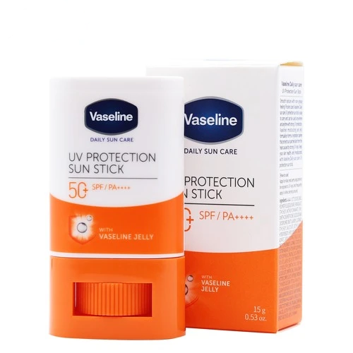 default-34276-dd-aftab-astyky-oazlyn-spf50-vaseline-ezgif.com-jpg-to-webp-converter کرم ضد آفتاب استیکی کره ای وازلین Vaseline مدل UV PROTECTION SUN STICK SPF50 مناسب انواع پوست 15 گرم - Image 1