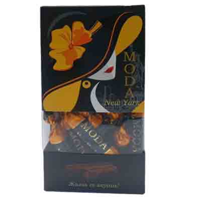 Untitled-9 شکلات هدیه مودا نیویورک Moda New York Chocolate شیری با مغز کرم شکلات 290 گرم - Image 1
