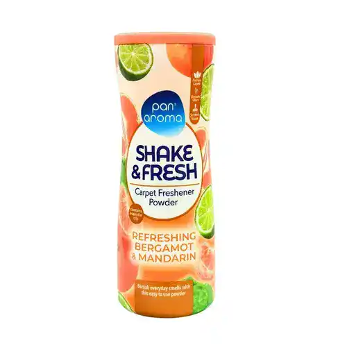 Yh0hZ1PNZLZtTSSQB1-0Czffo_705682022-ezgif.com-optiwebp خوشبوکننده پودری فرش انگلیسی پن آروما Pan Aroma Shake & Fresh با رایحه ترنج و نارنگی 500 گرم - Image 1